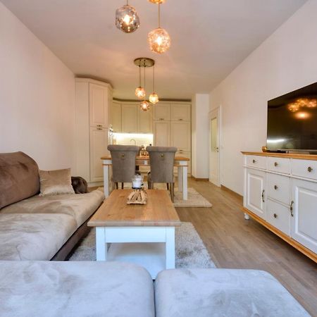 Apartment Grand Karavel Centre Varna Exteriör bild