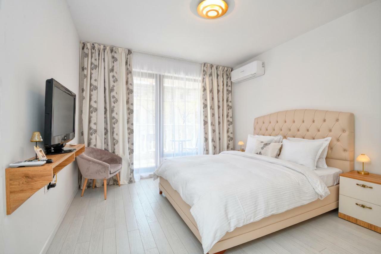 Apartment Grand Karavel Centre Varna Exteriör bild