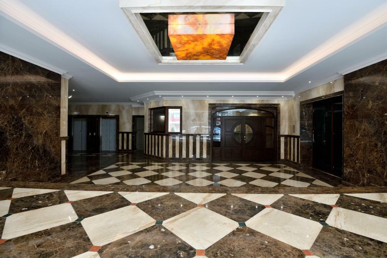 Apartment Grand Karavel Centre Varna Exteriör bild